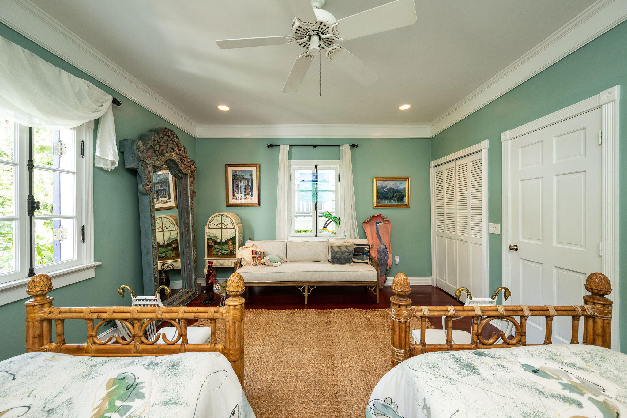 600 Elizabeth Street