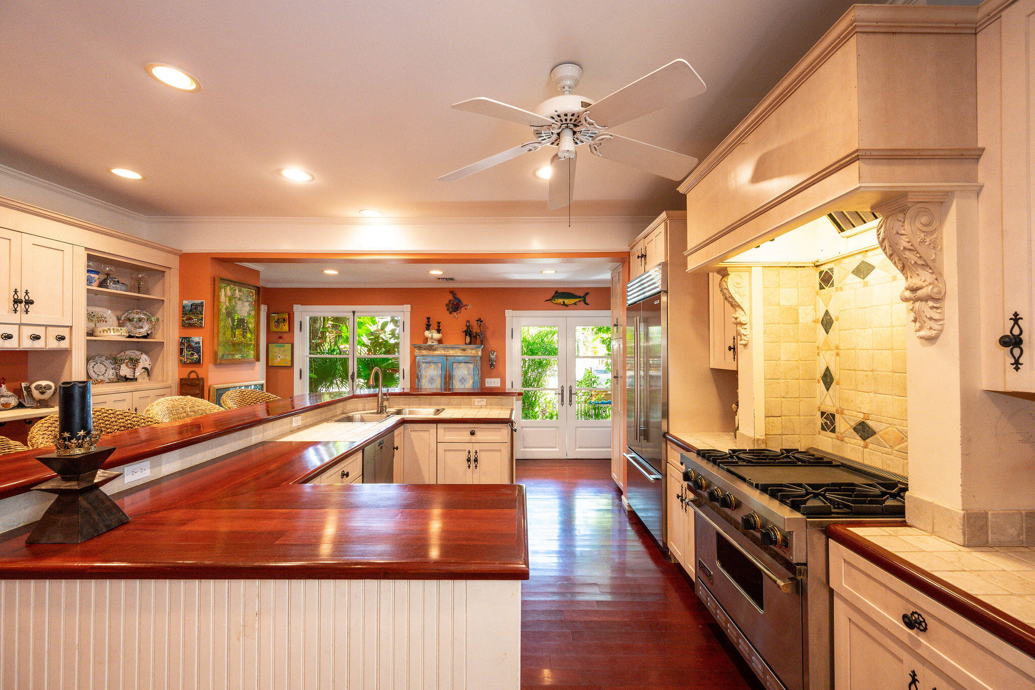 600 Elizabeth Street