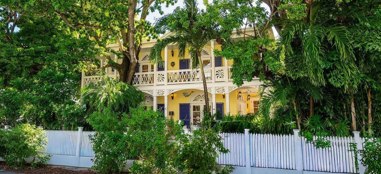 600 Elizabeth Street