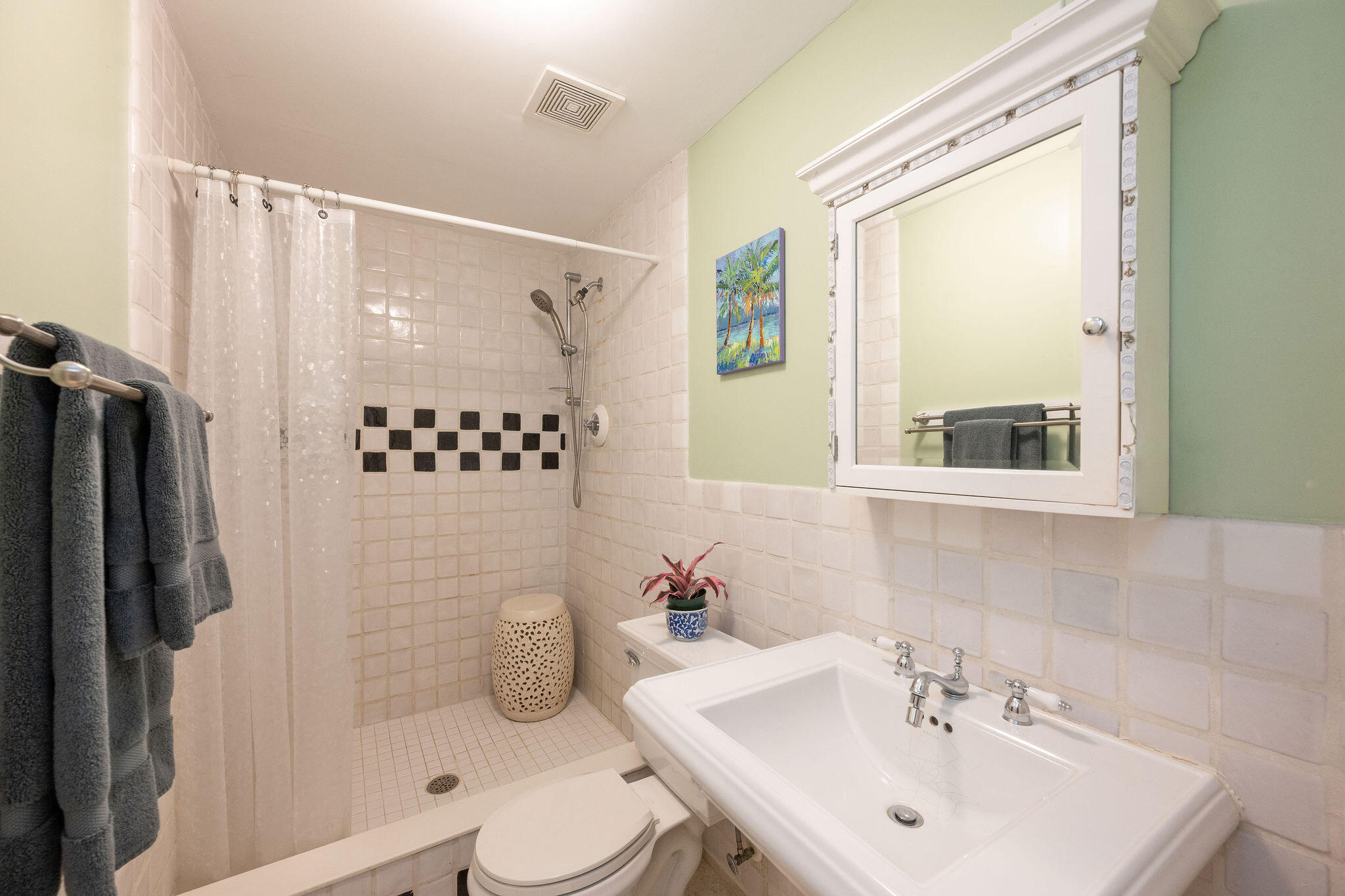 600 Elizabeth Street