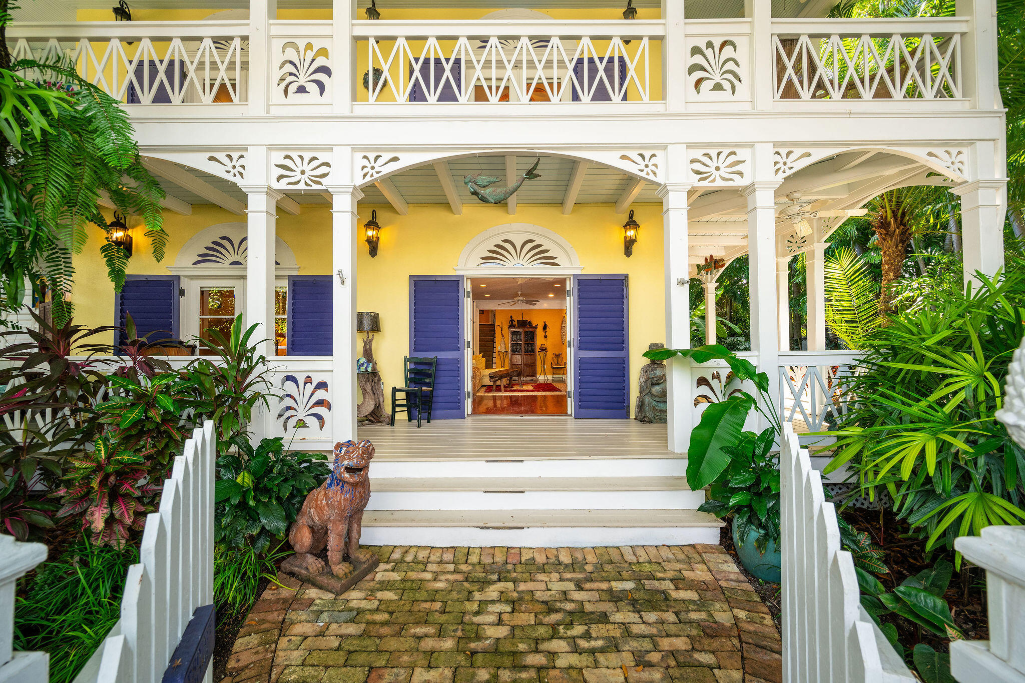 600 Elizabeth Street