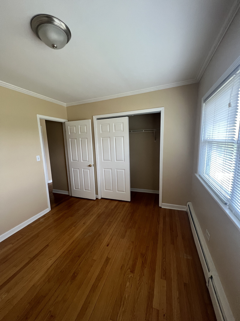 230 W JOHNSON Street Unit: 2W