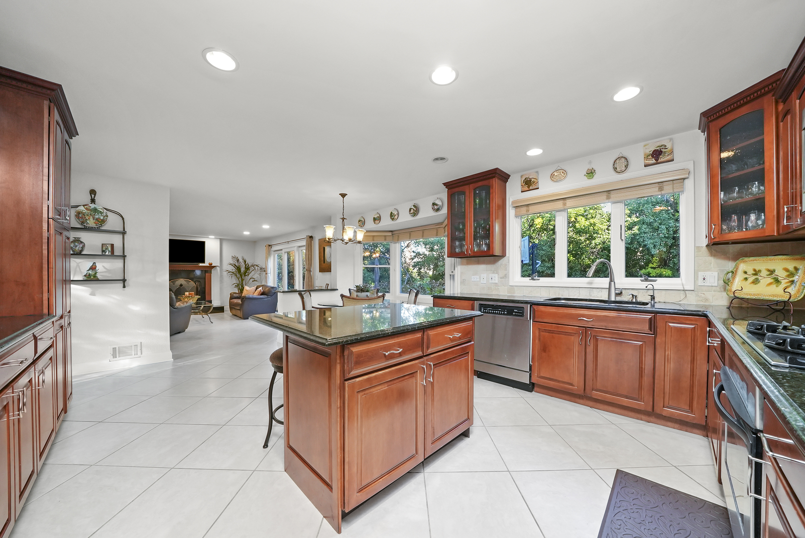 2503 Indian Ridge Drive