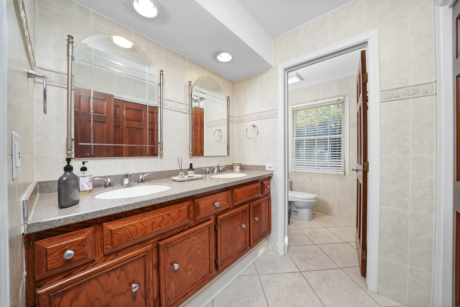 2503 Indian Ridge Drive