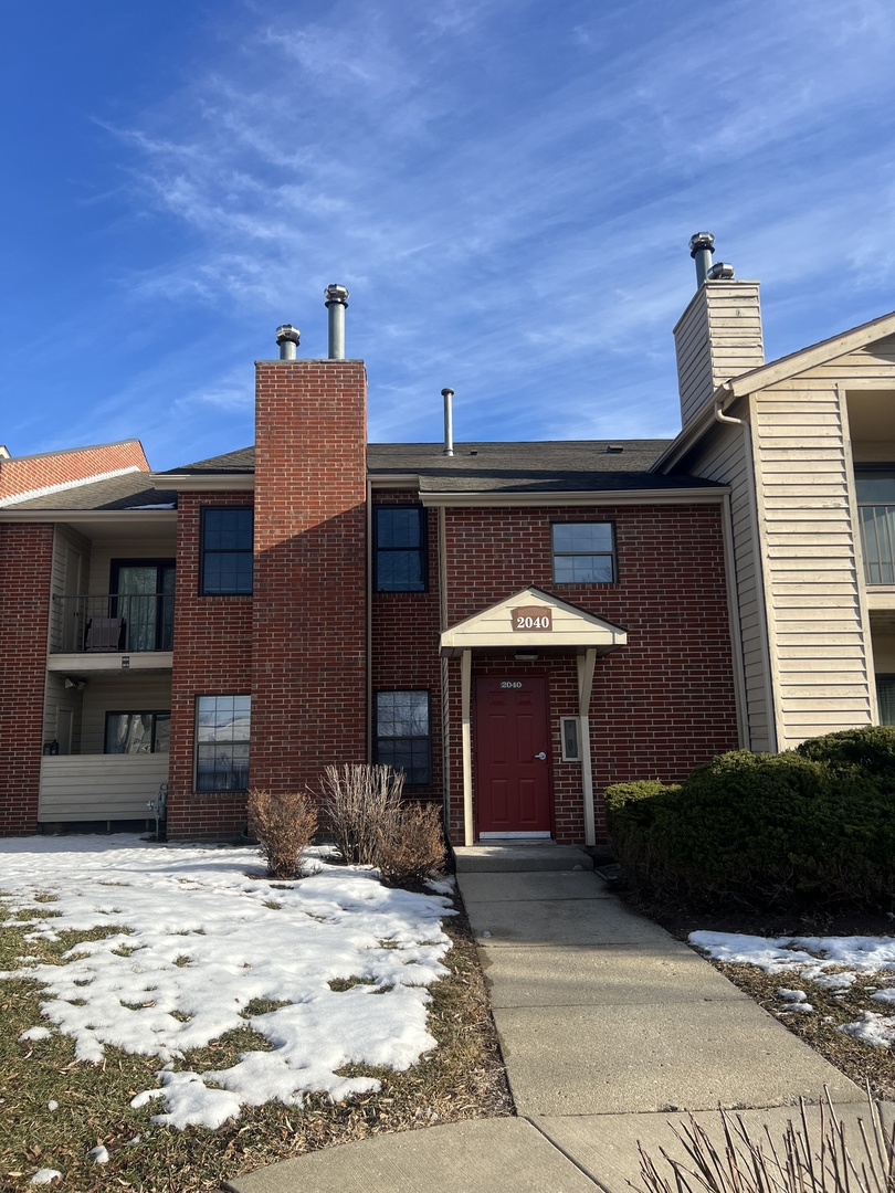 2040 N Rand Road Unit: 109