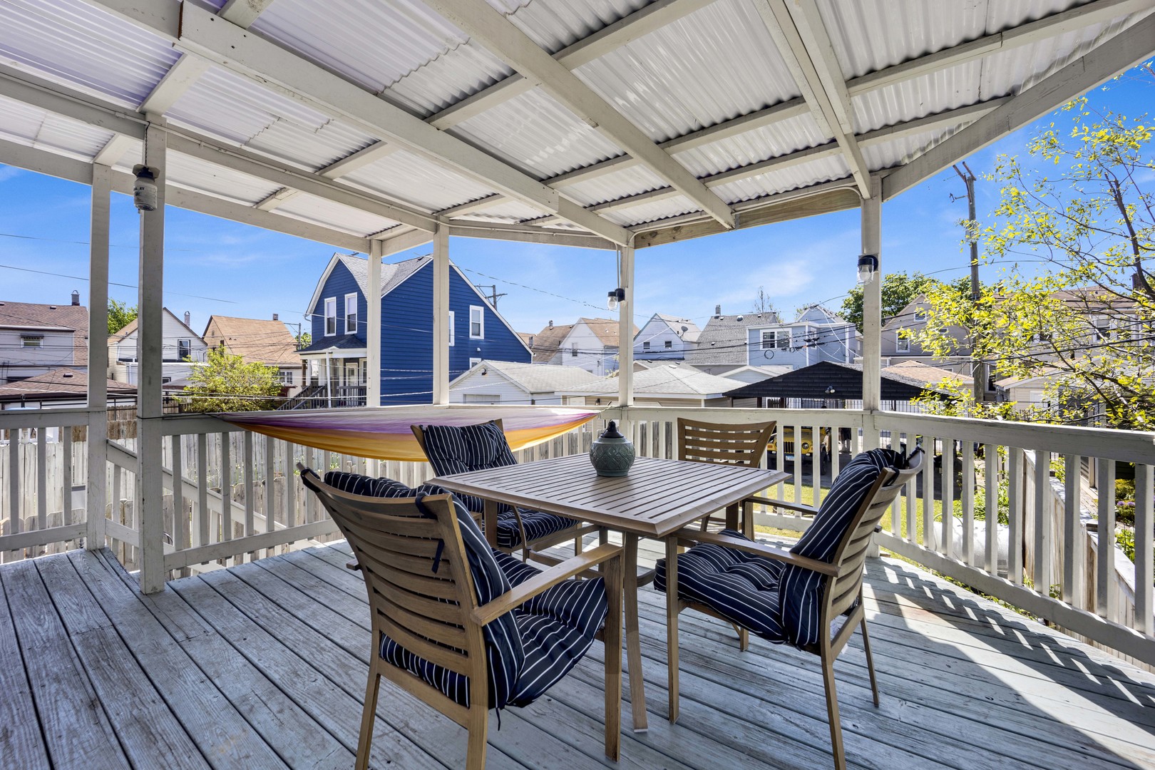 3721 W Shakespeare Avenue