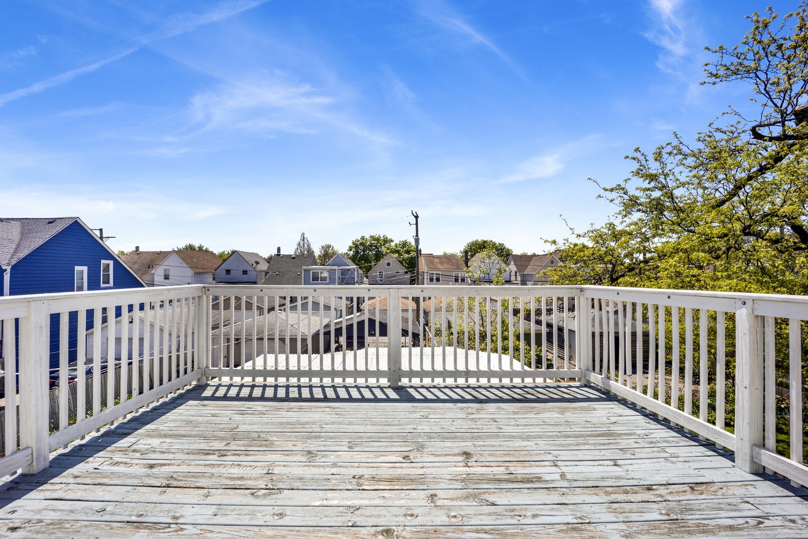 3721 W Shakespeare Avenue