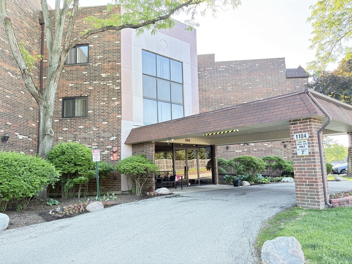 1104 castilian Court Unit: 109