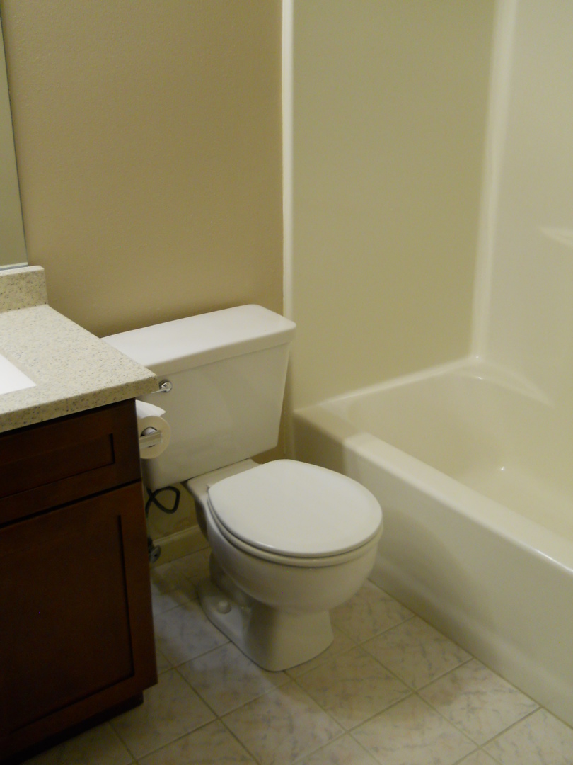 621 HAPSFIELD Avenue Unit: 202