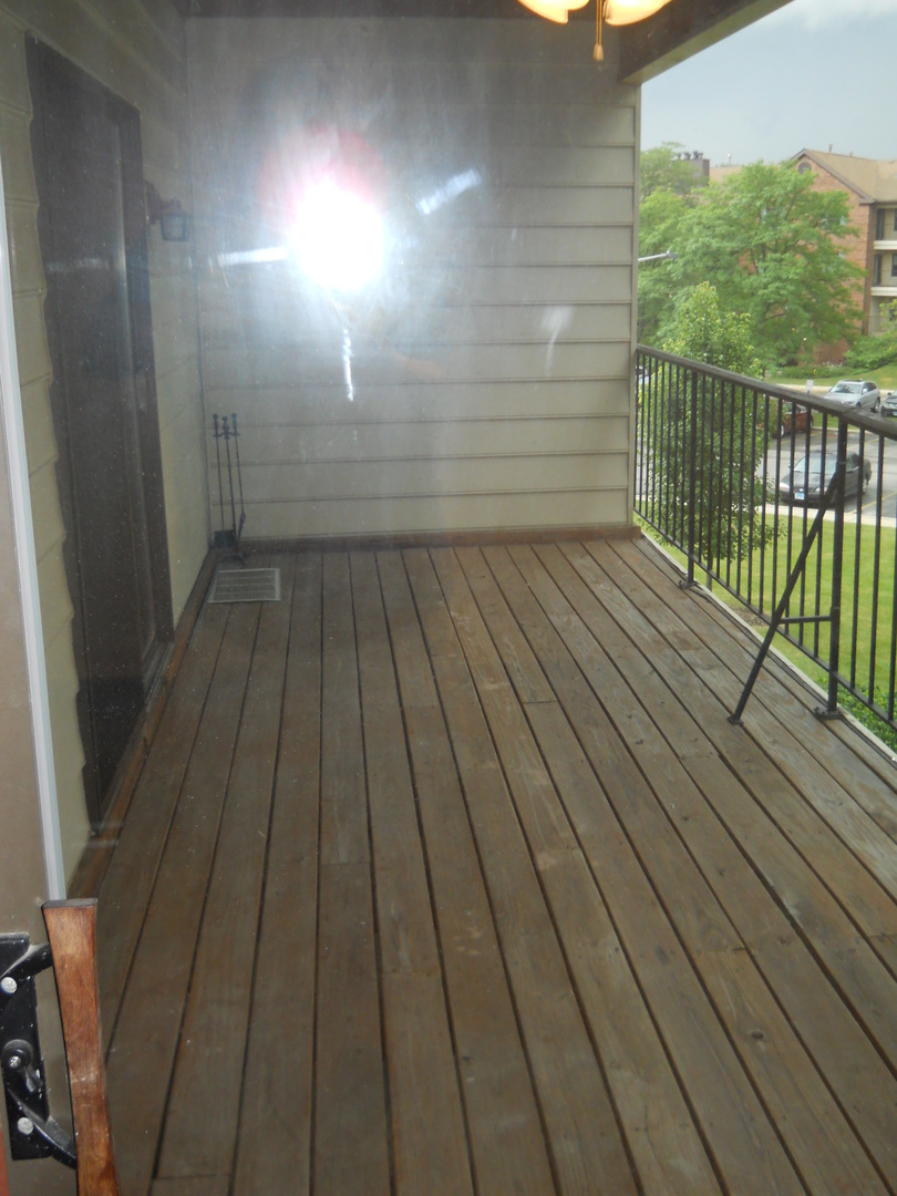621 HAPSFIELD Avenue Unit: 202