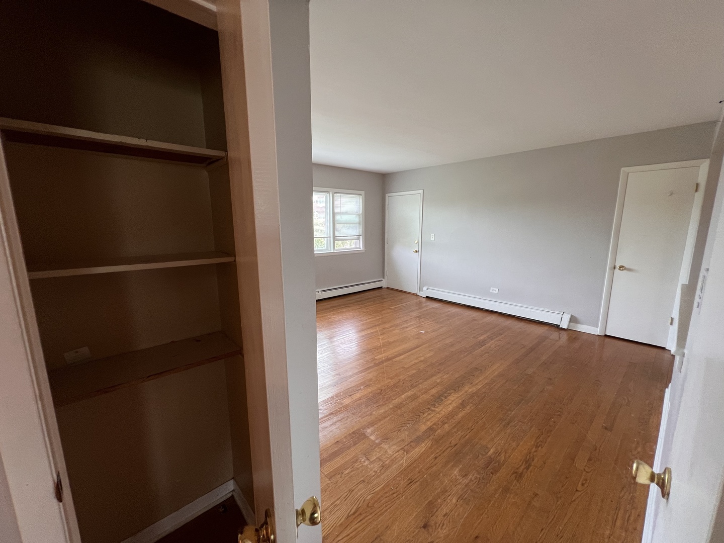236 W Johnson Street Unit: 2E