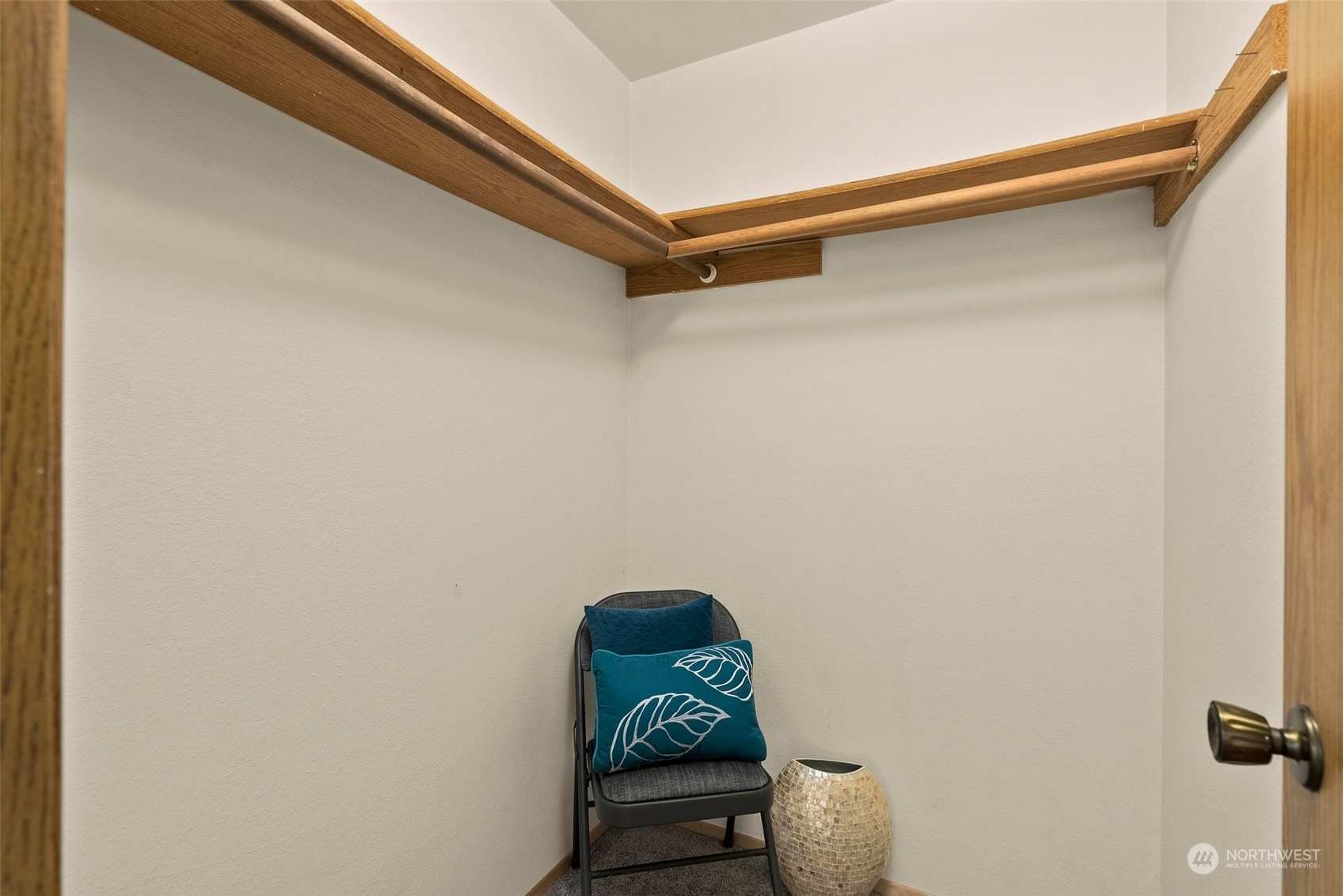 12434 Ambaum Blvd SW #209