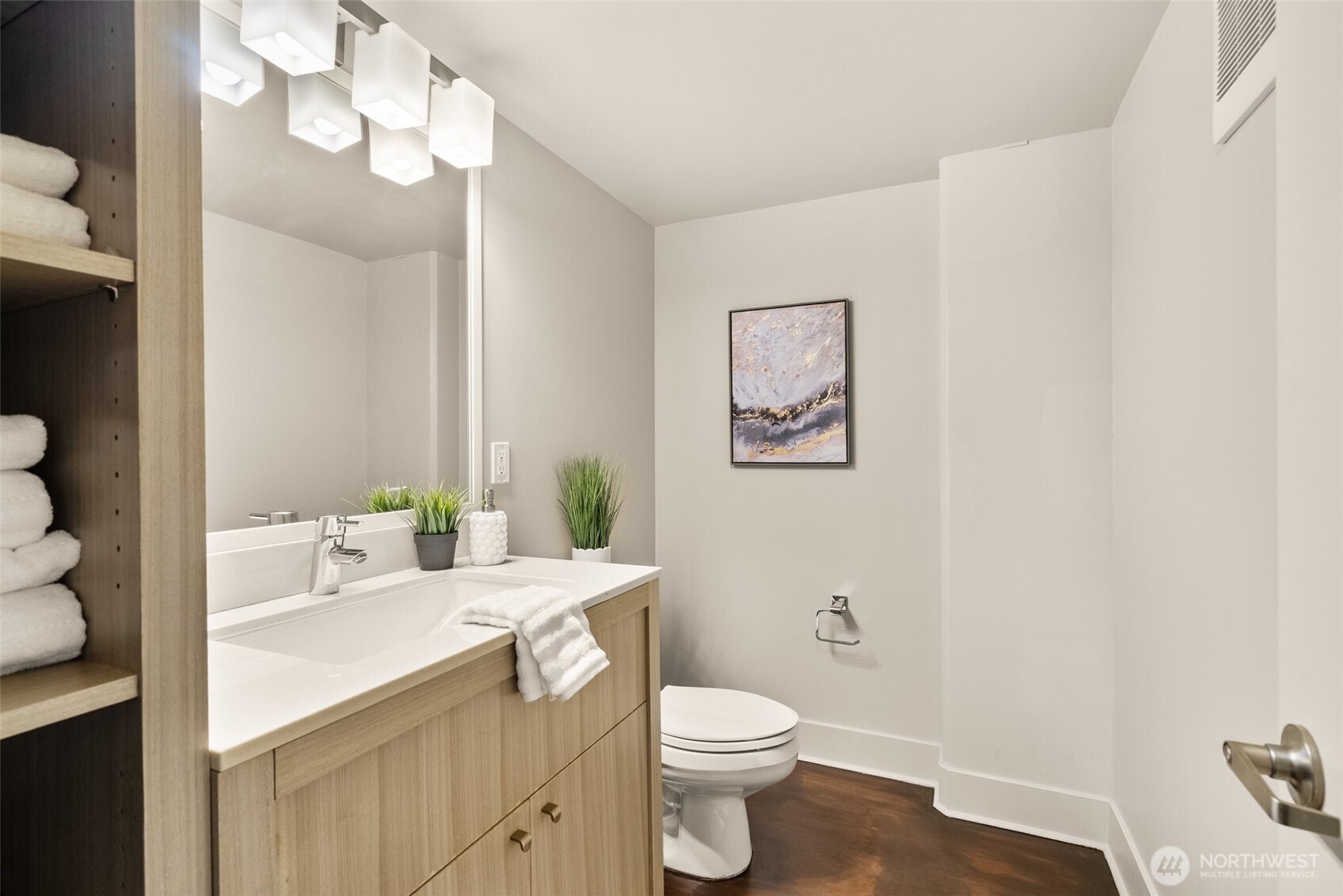 530 Broadway E Unit: 113