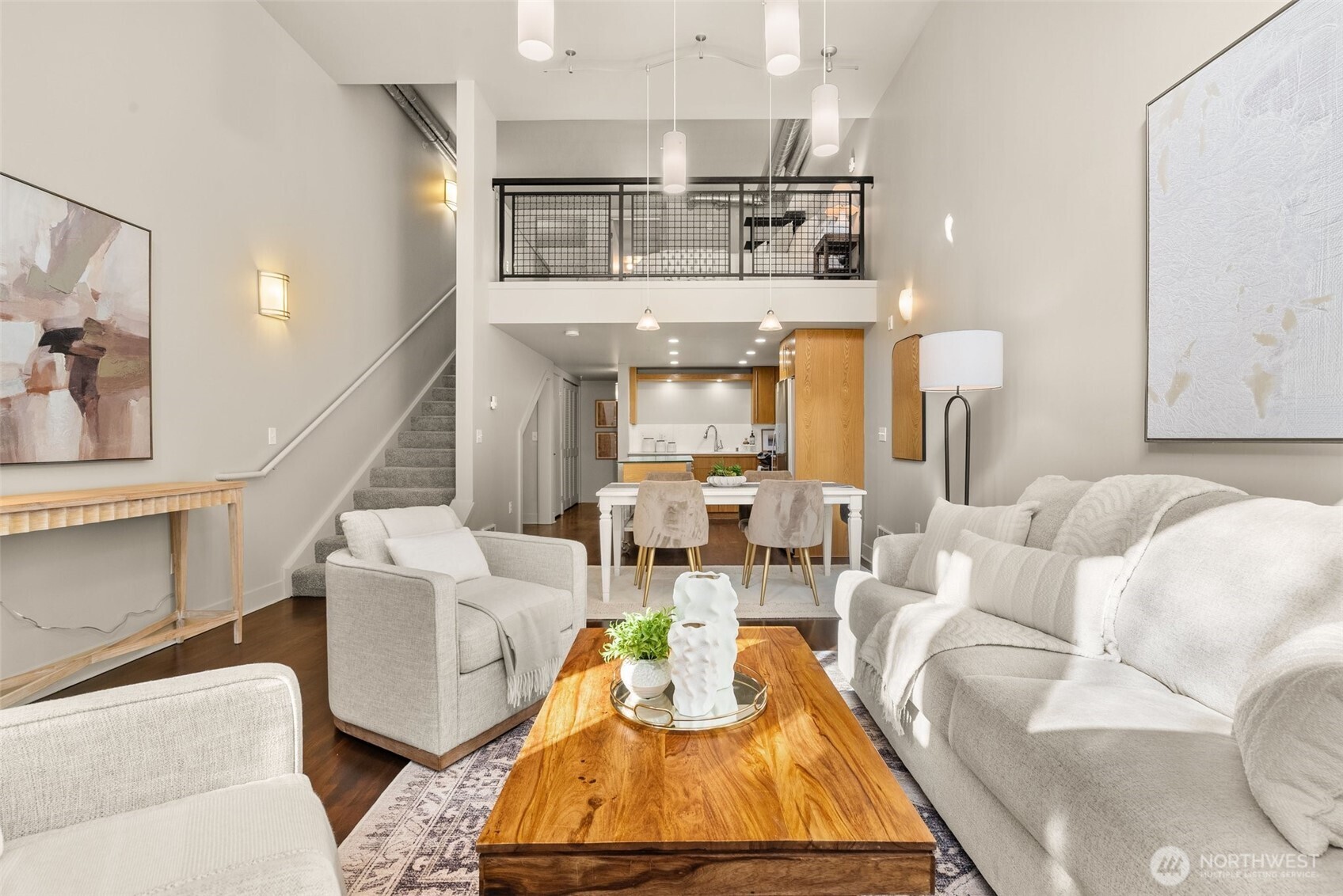 530 Broadway E Unit: 113