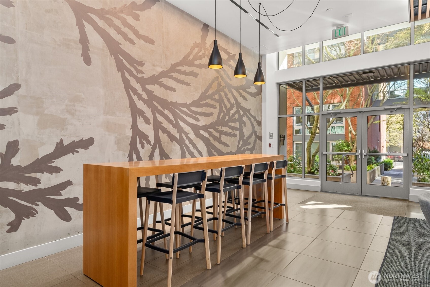 530 Broadway E Unit: 113