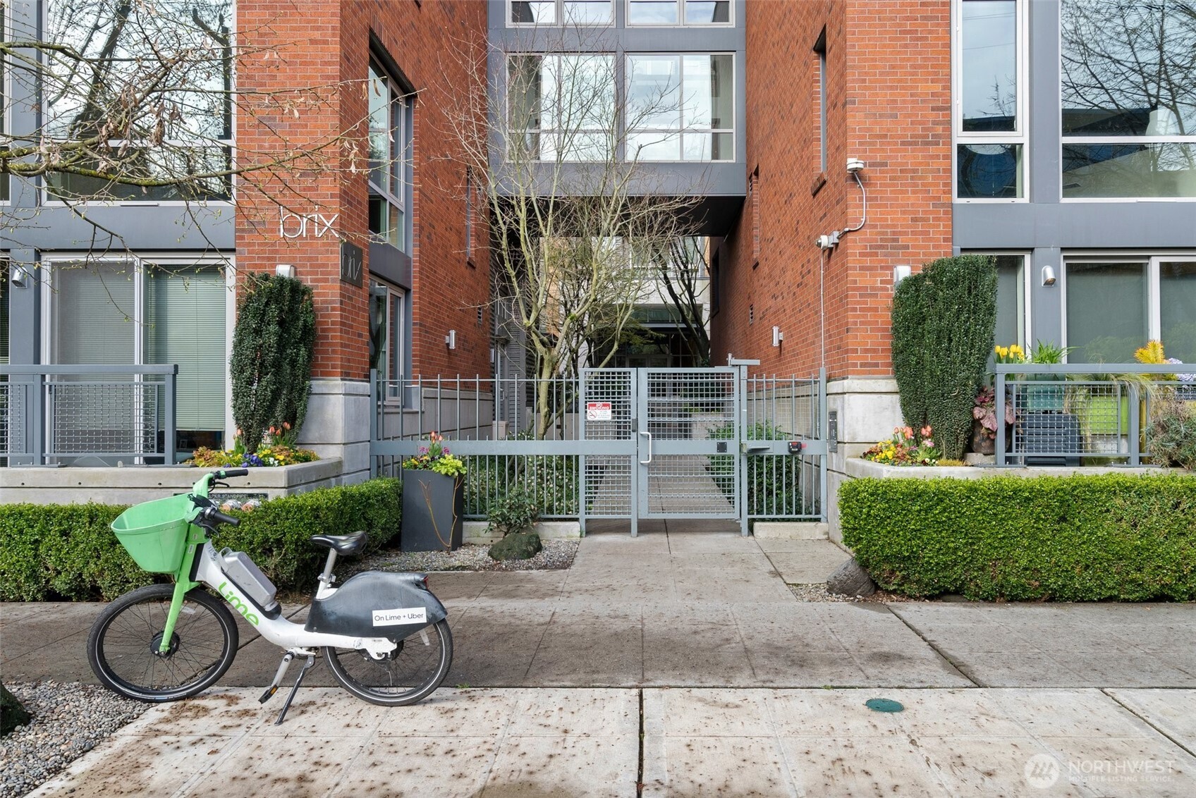 530 Broadway E Unit: 113