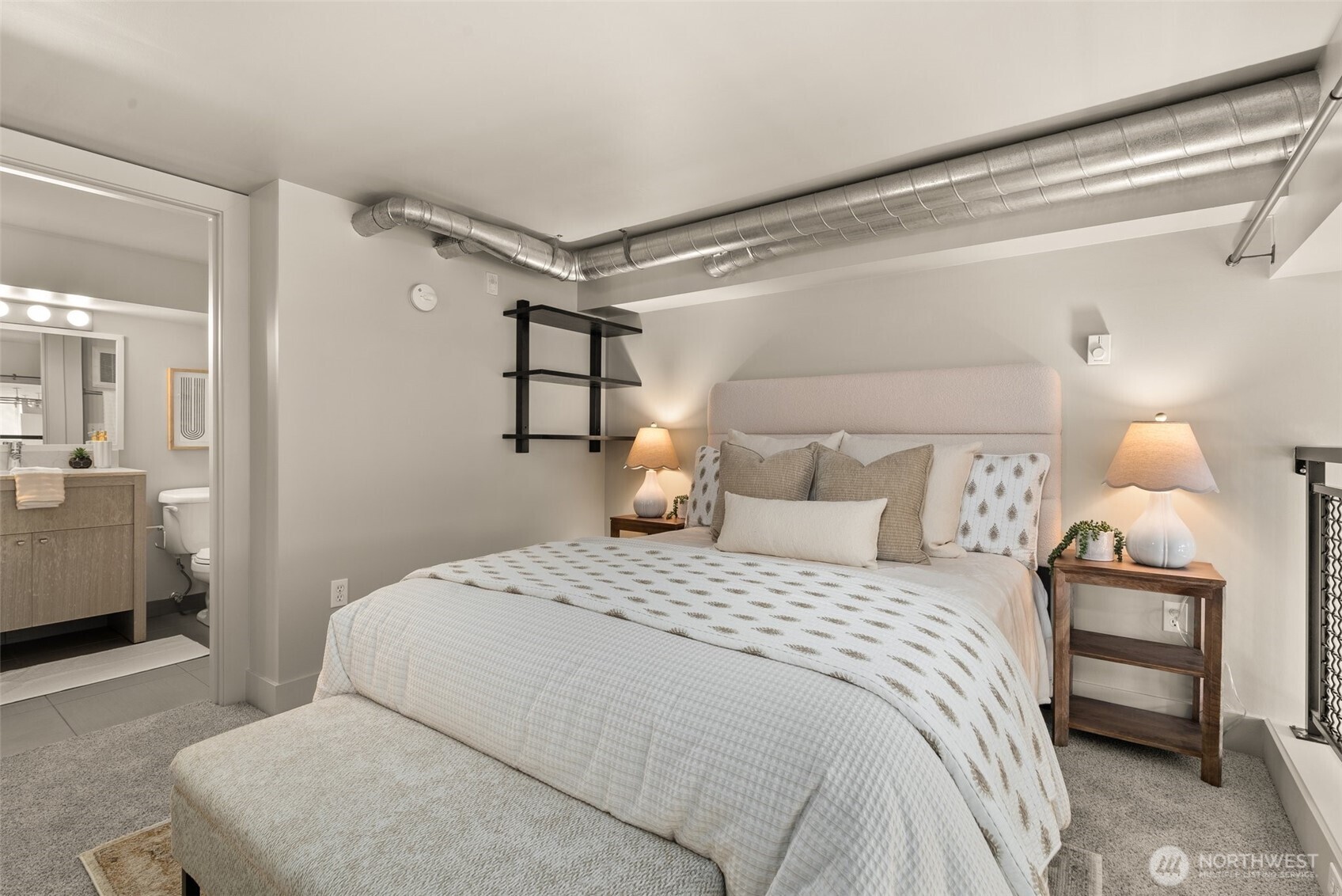 530 Broadway E Unit: 113