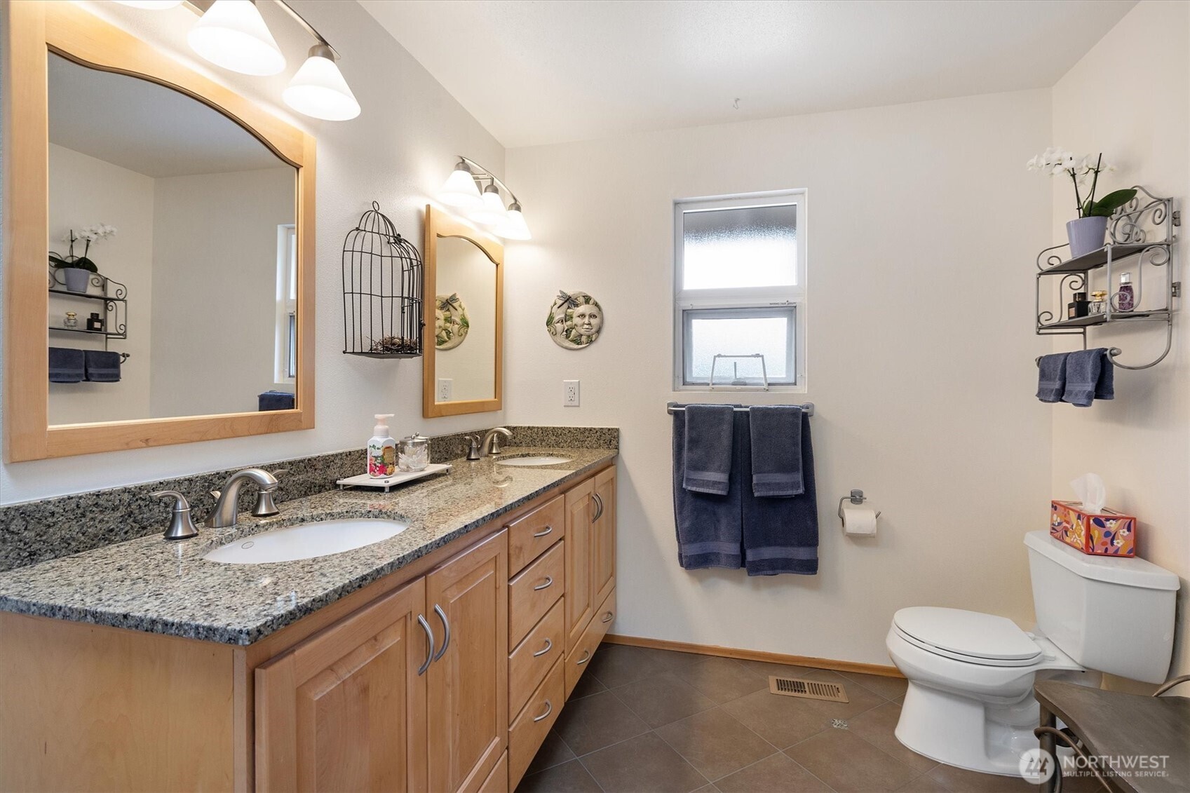 7123 NE 165th Street