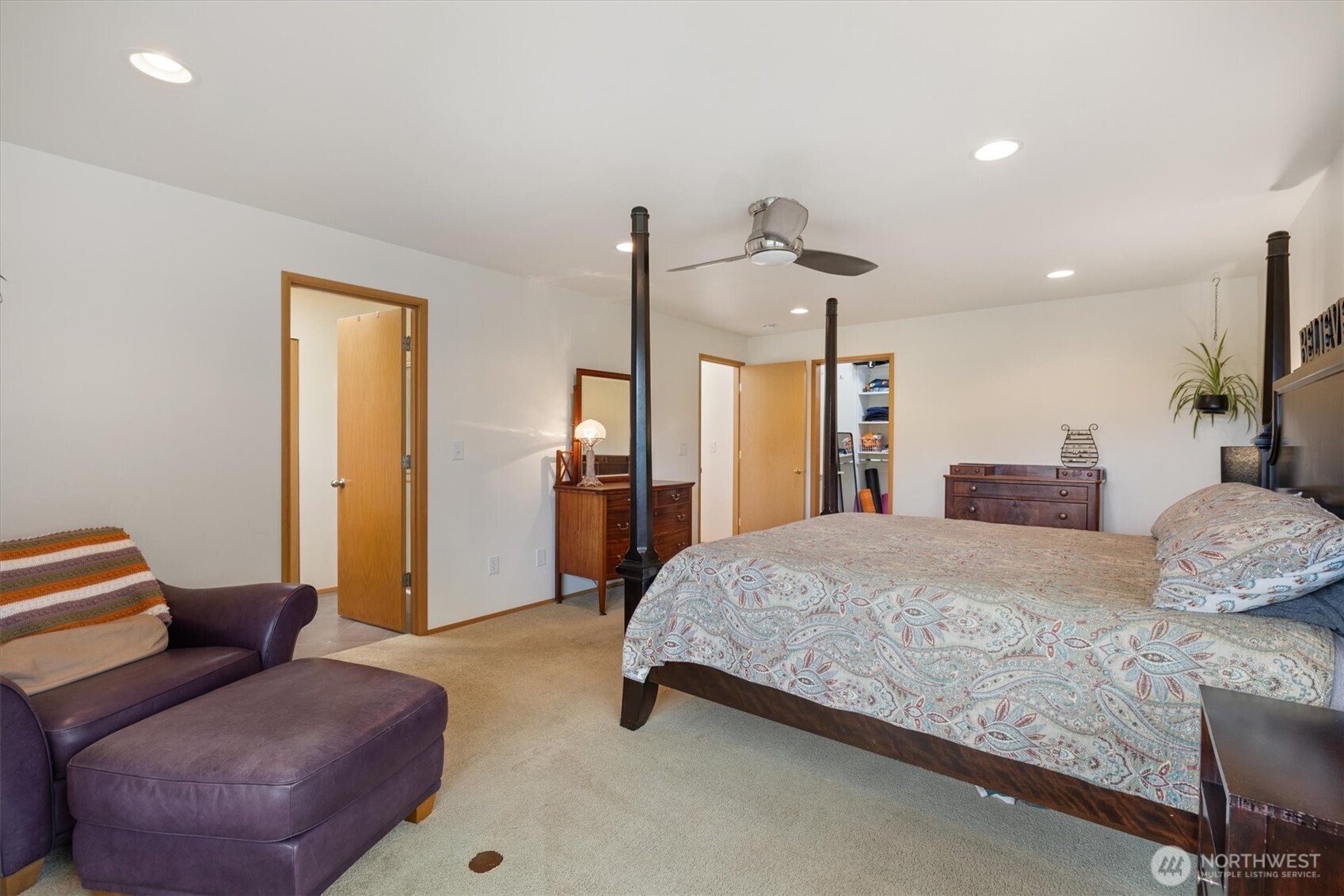 7123 NE 165th Street