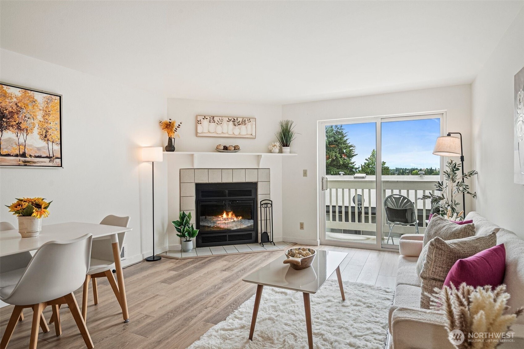 411 N 90th St Unit: 406