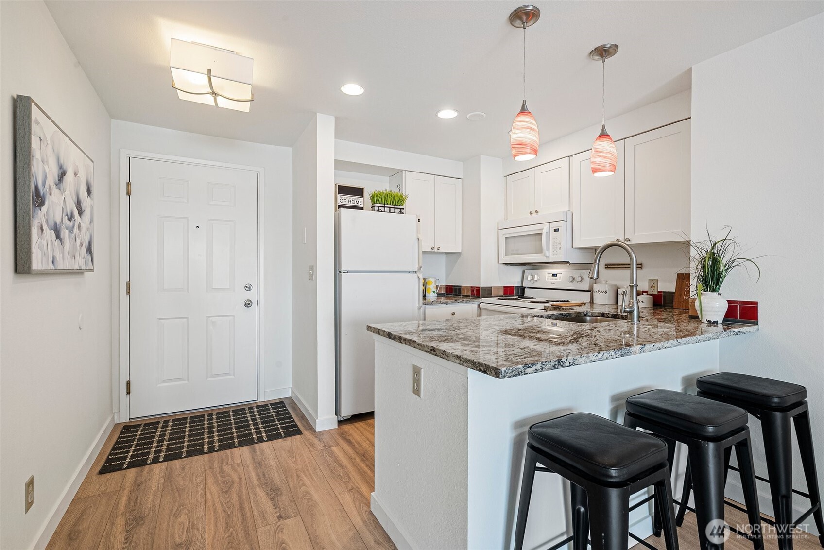 411 N 90th St Unit: 406