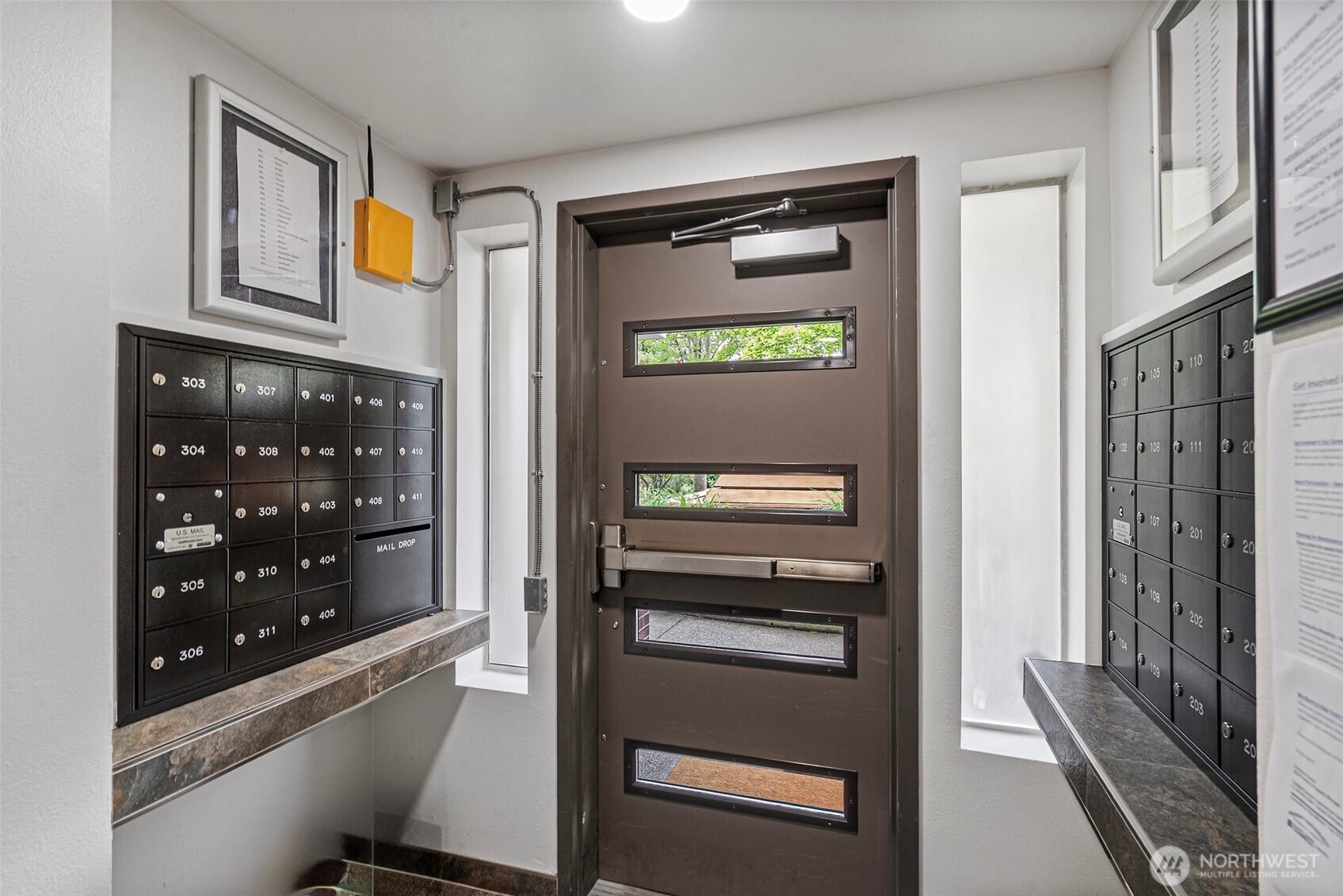 411 N 90th St Unit: 406