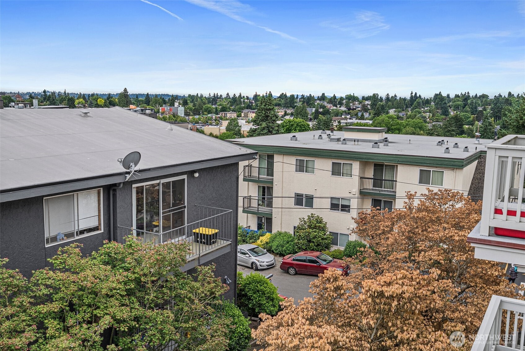 411 N 90th St Unit: 406