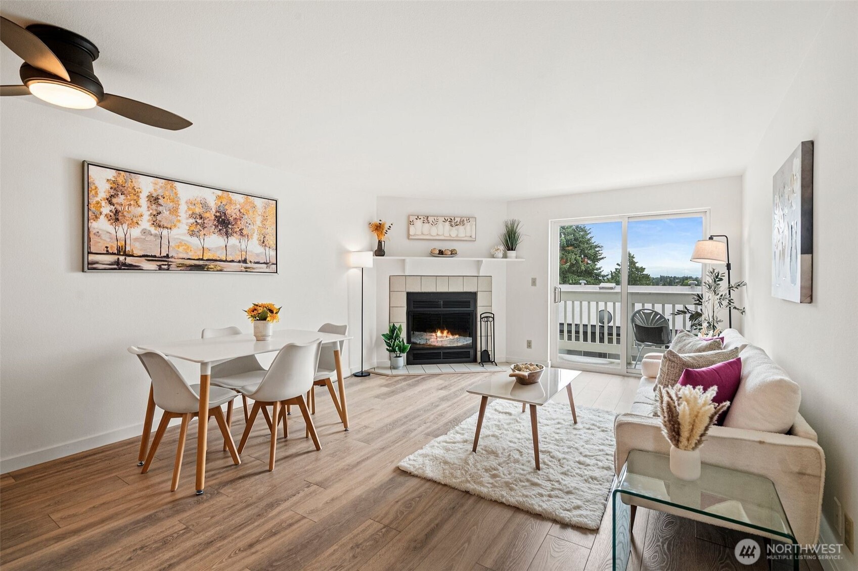 411 N 90th St Unit: 406