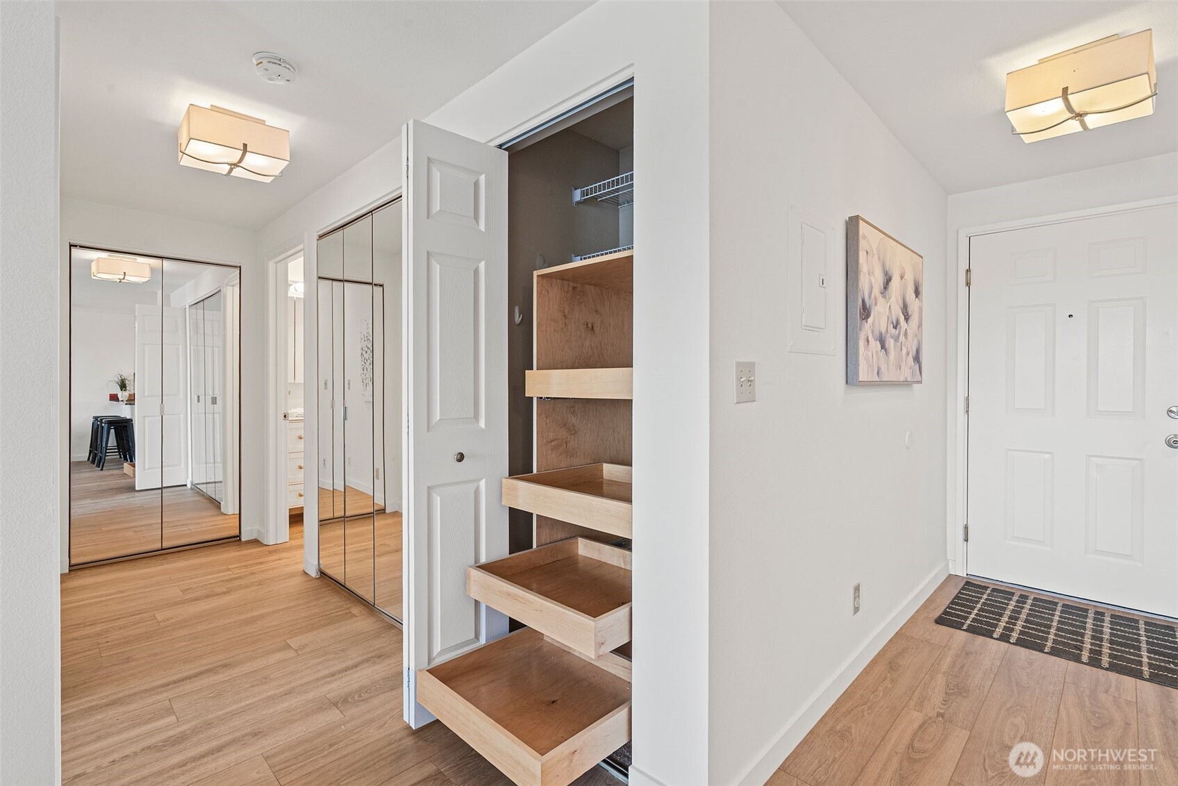 411 N 90th St Unit: 406
