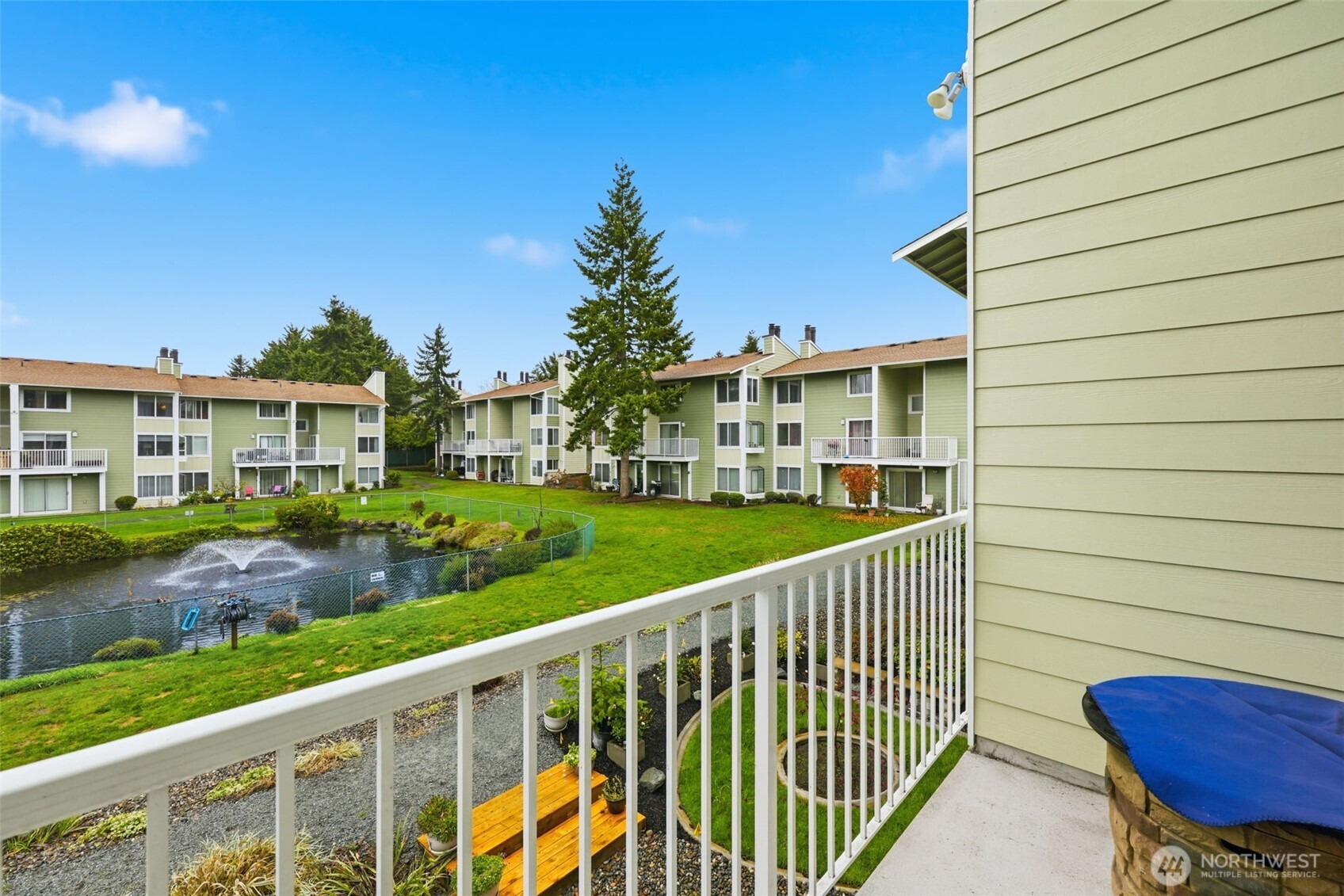 22242 24th Ave S Unit: F46