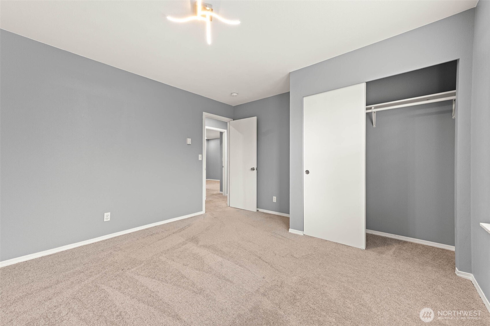 5401 S Cushman Avenue