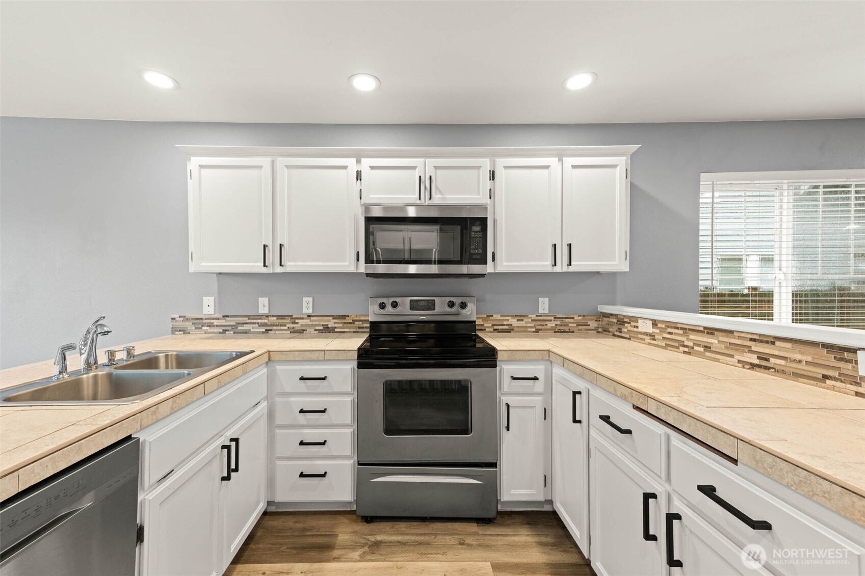 5401 S Cushman Avenue