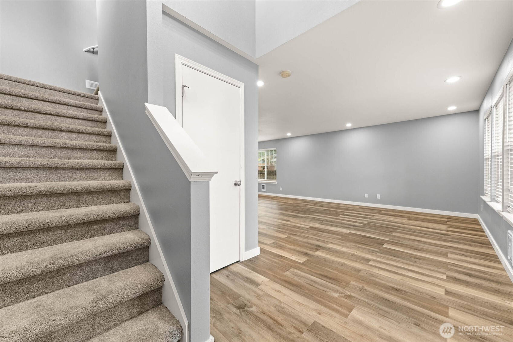 5401 S Cushman Avenue