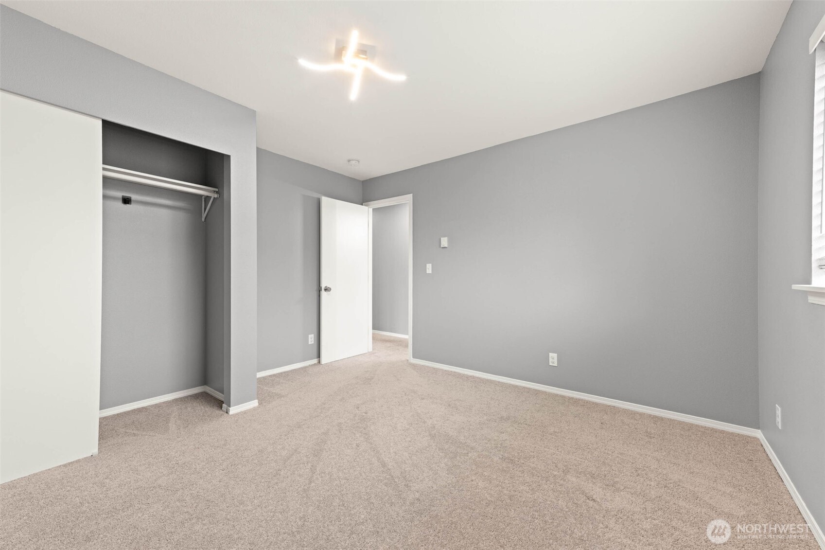 5401 S Cushman Avenue