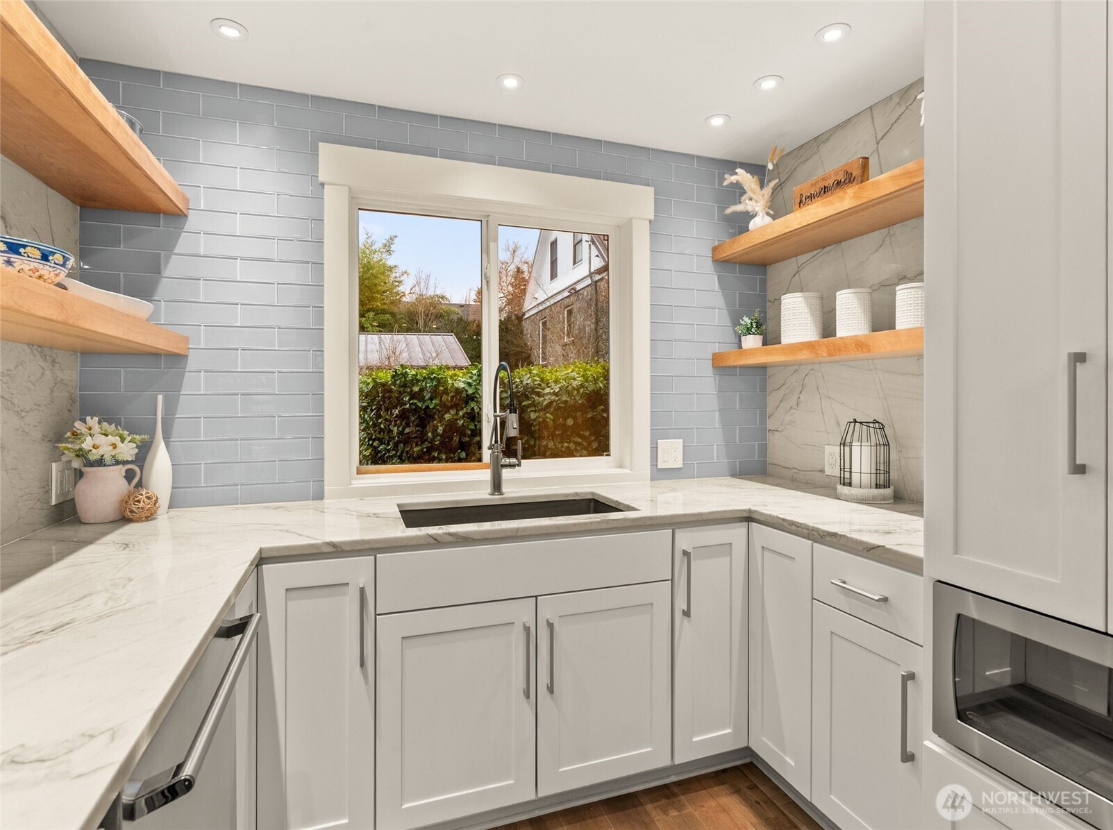 11642 Roseberg Ave S