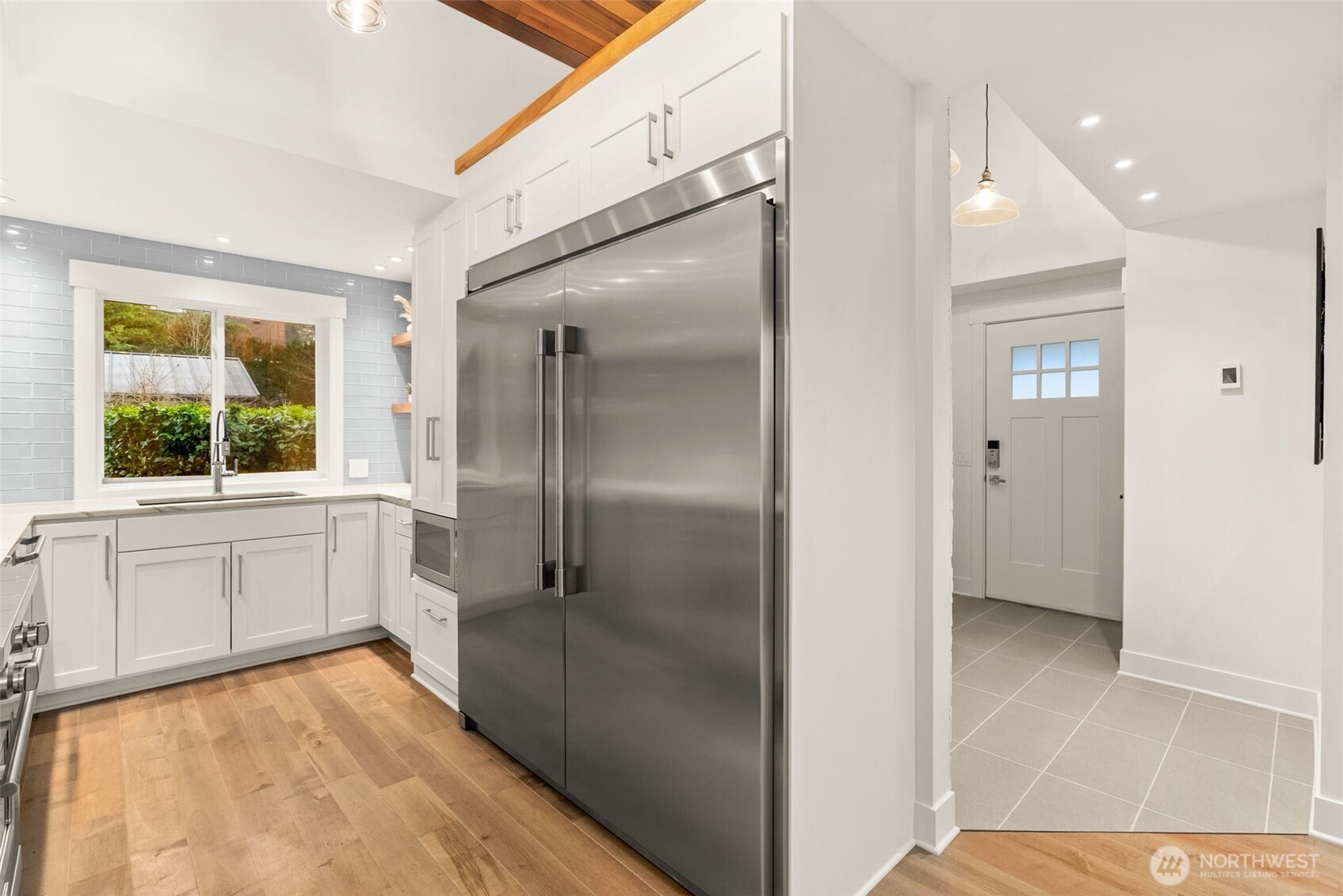 11642 Roseberg Ave S