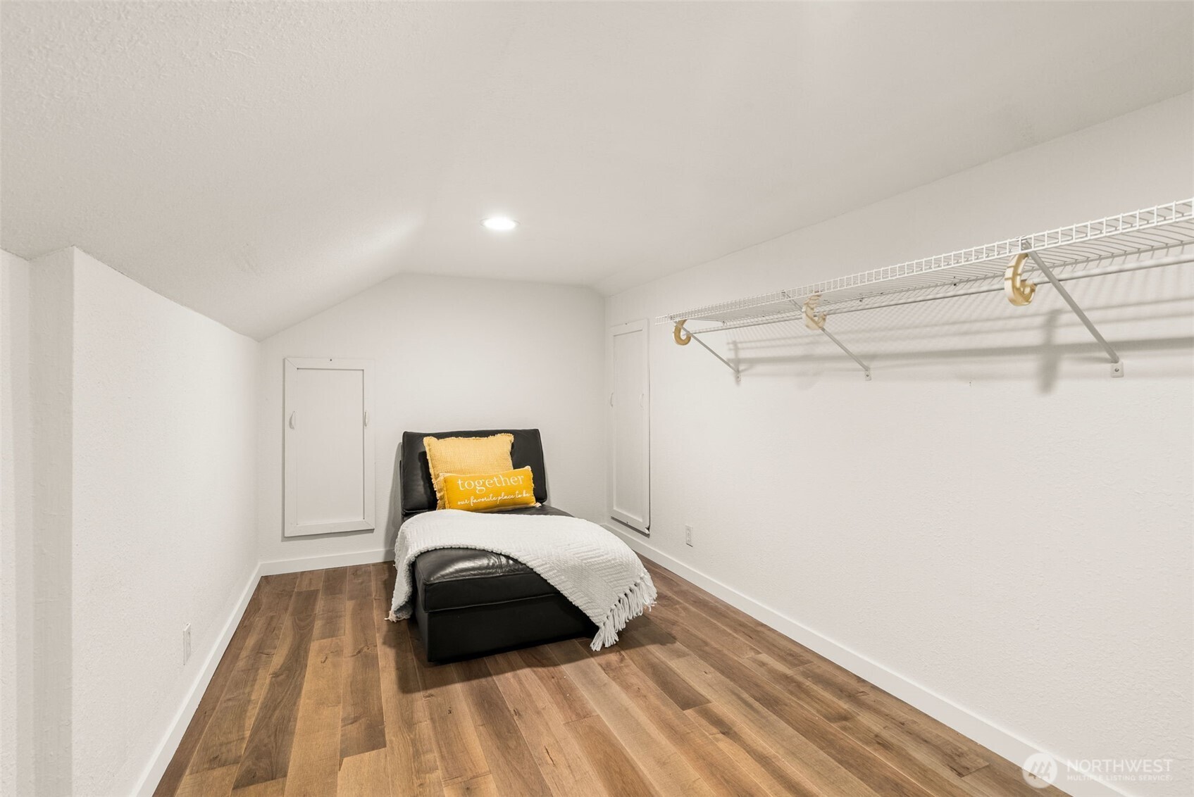 11642 Roseberg Ave S