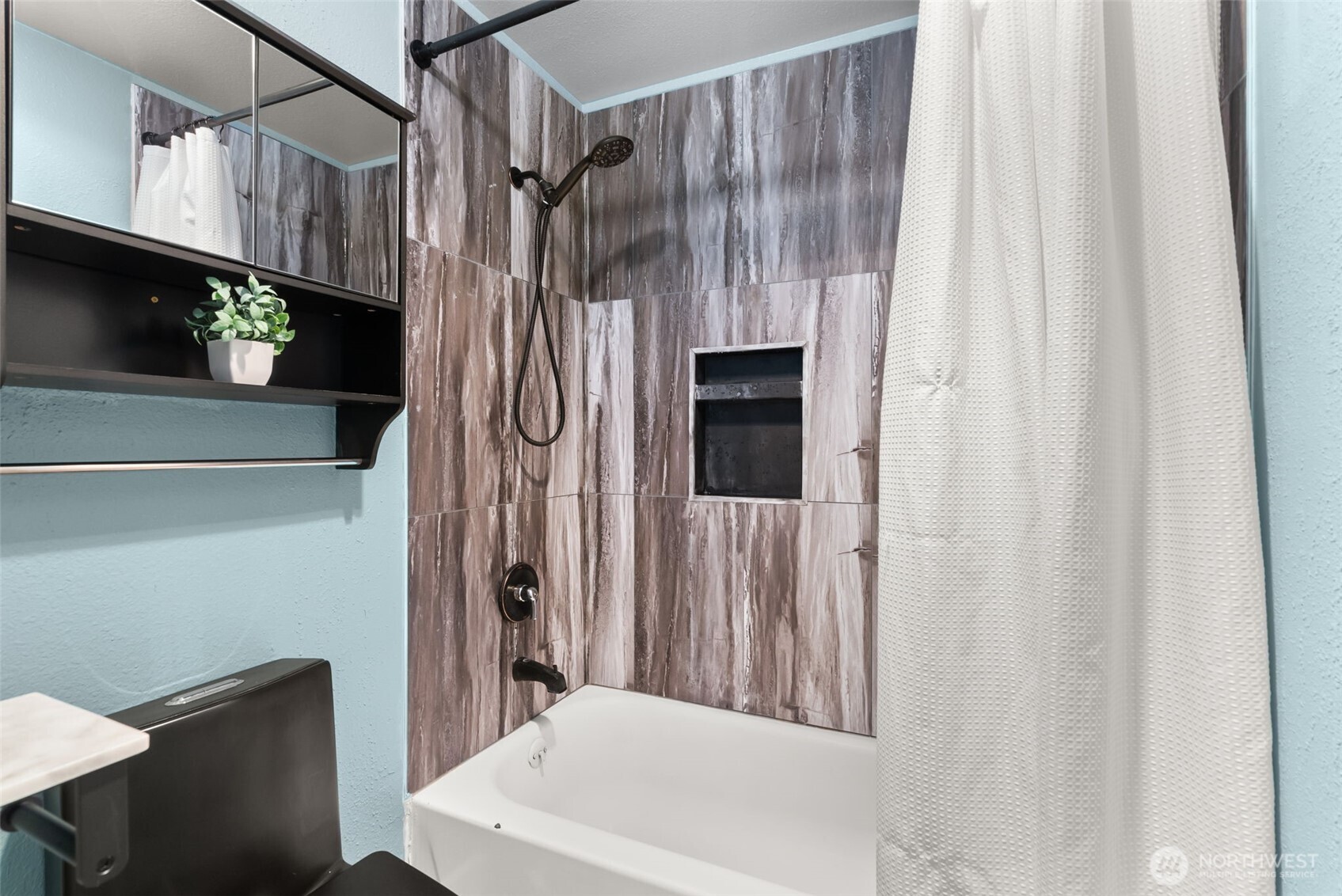 2409 S 222nd Unit: B14