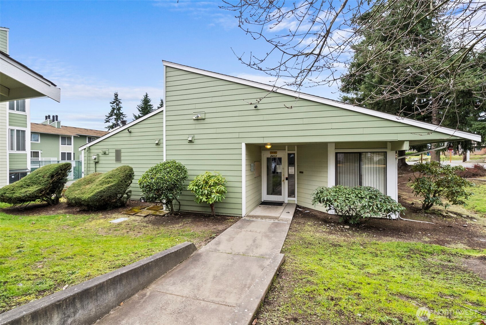 2409 S 222nd Unit: B14