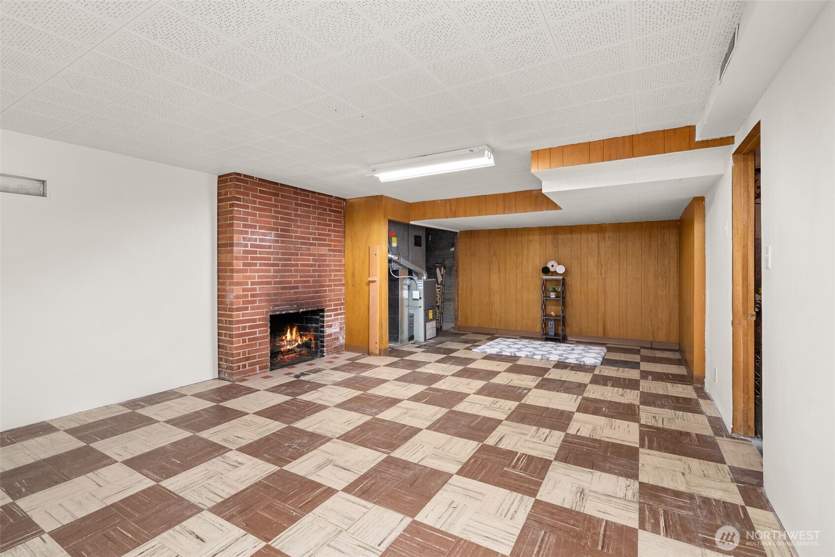 2426 S 142nd