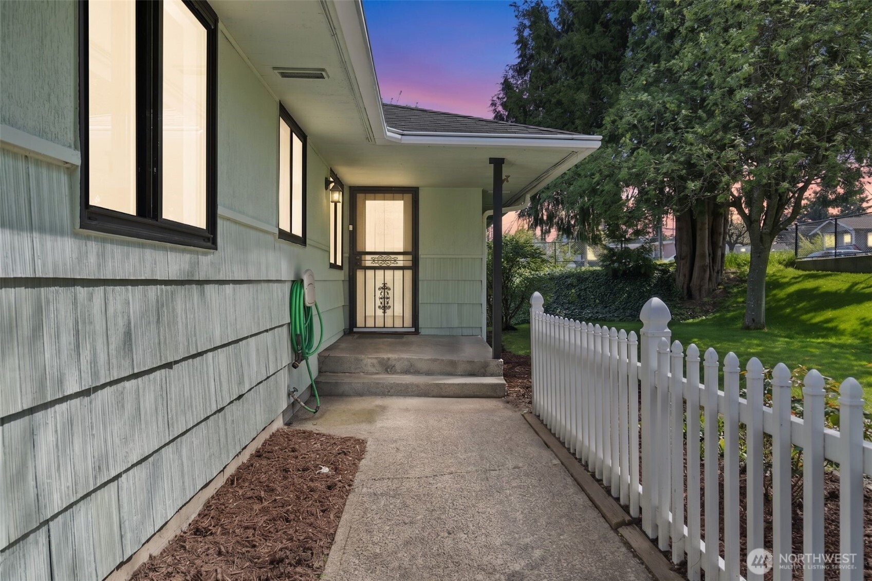 2426 S 142nd