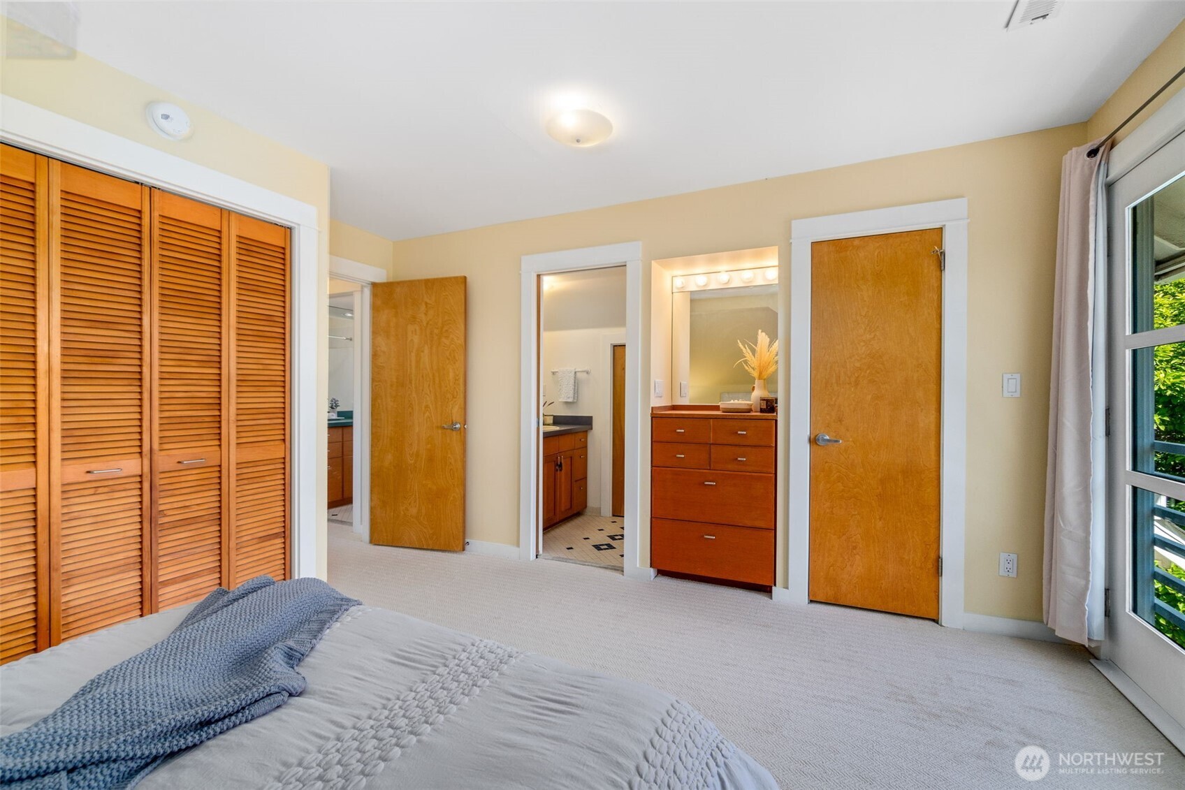 943 NW 60th Street