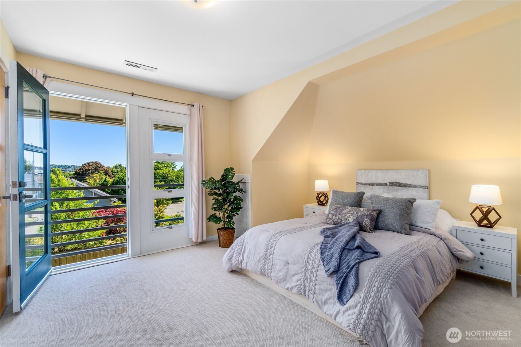 943 NW 60th Street