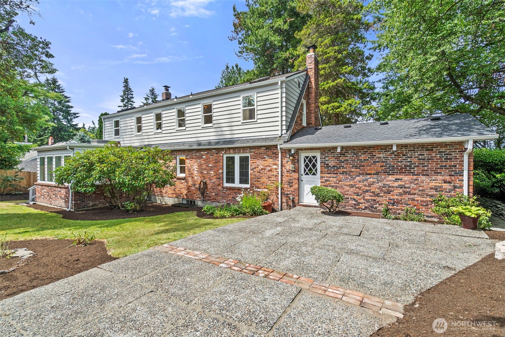 15440 22nd Ave SW