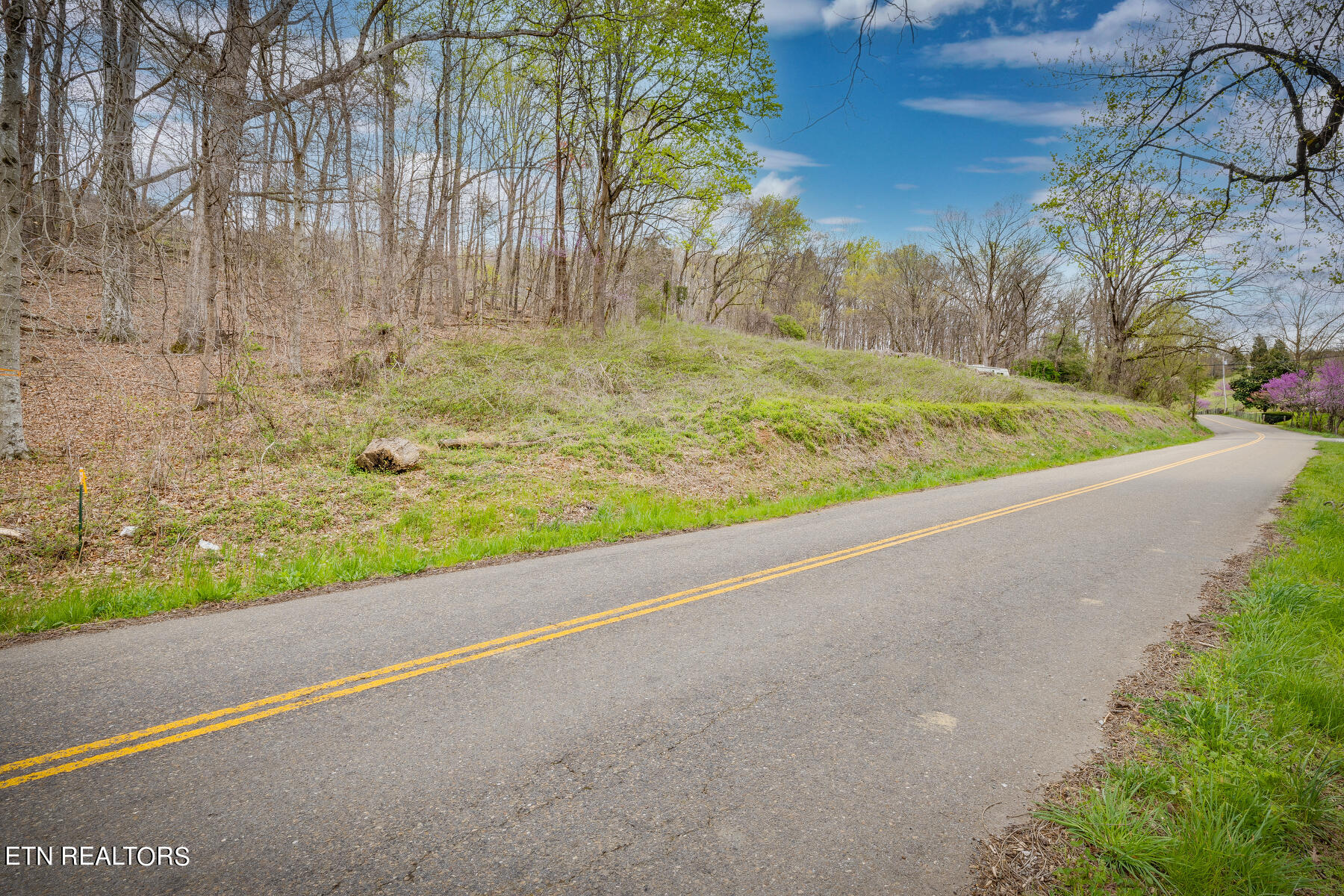 2424 Kidwell Ridge Rd