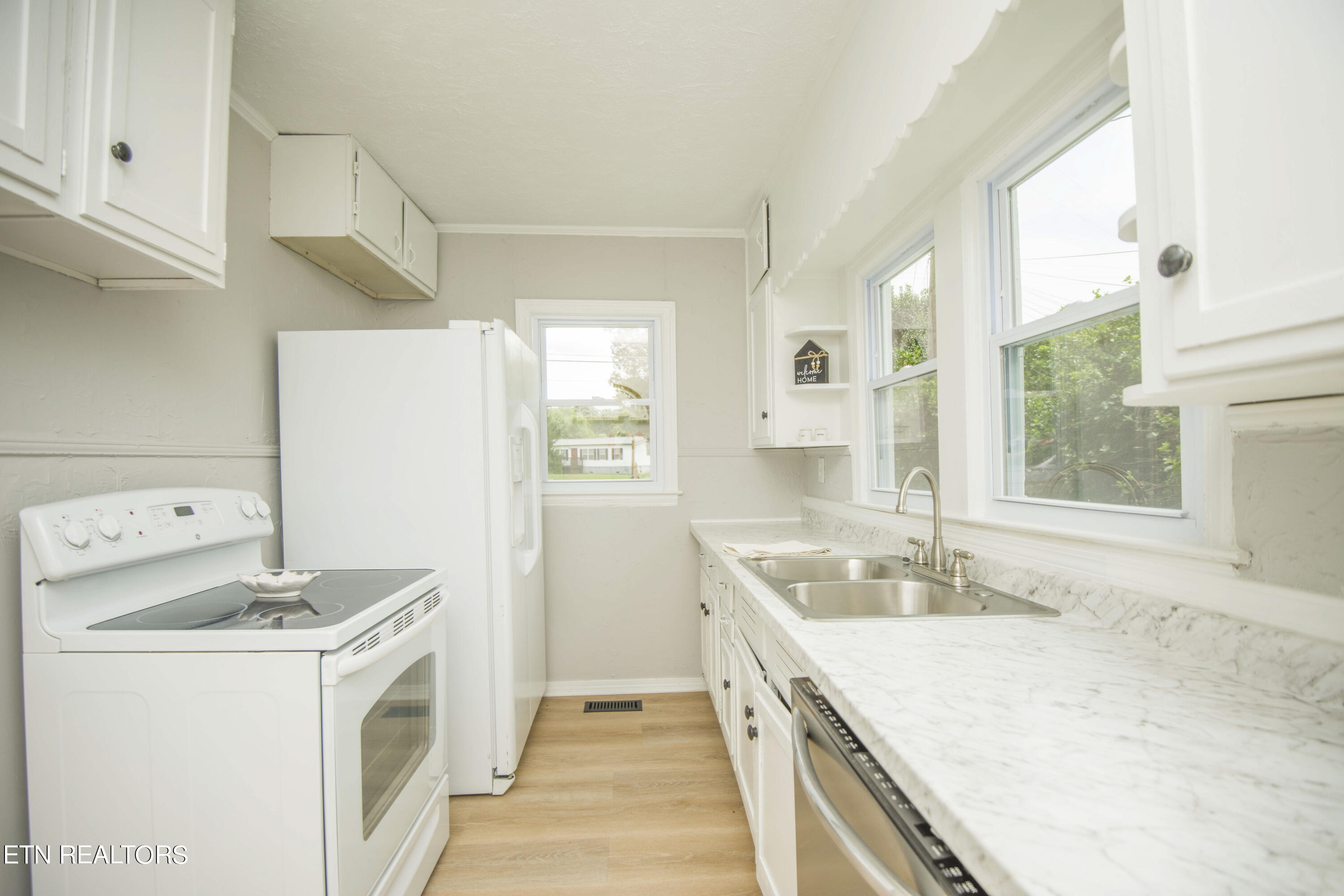 2353 Old Knoxville Pike