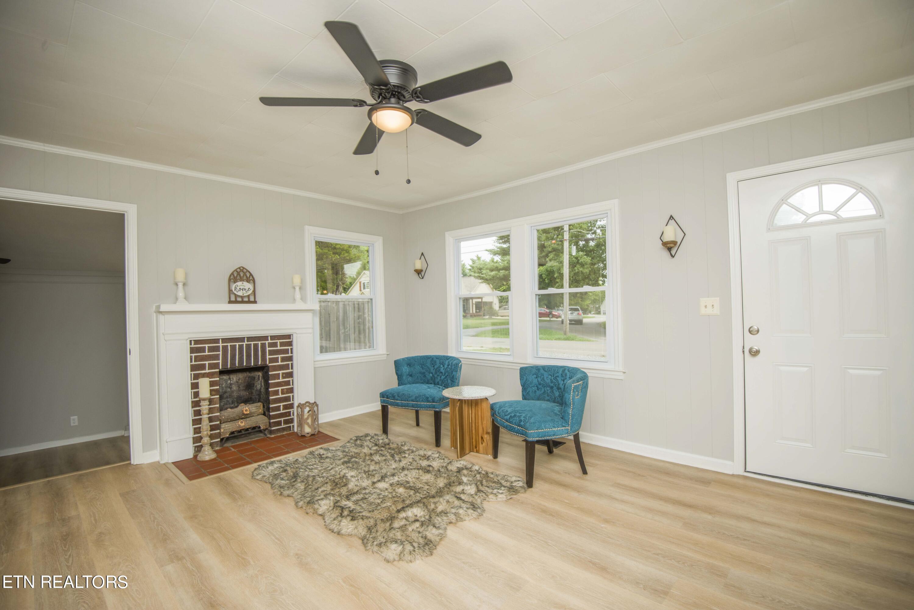 2353 Old Knoxville Pike