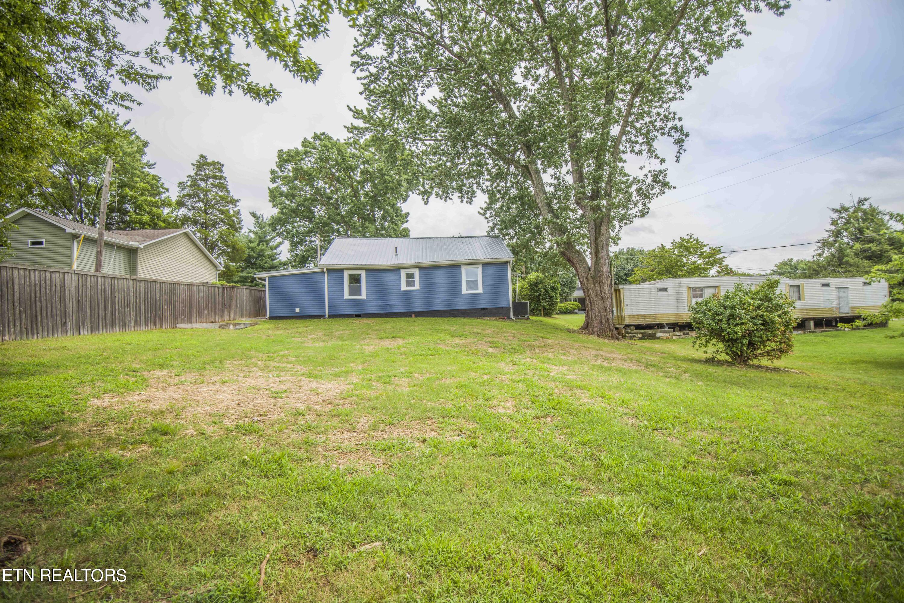 2353 Old Knoxville Pike