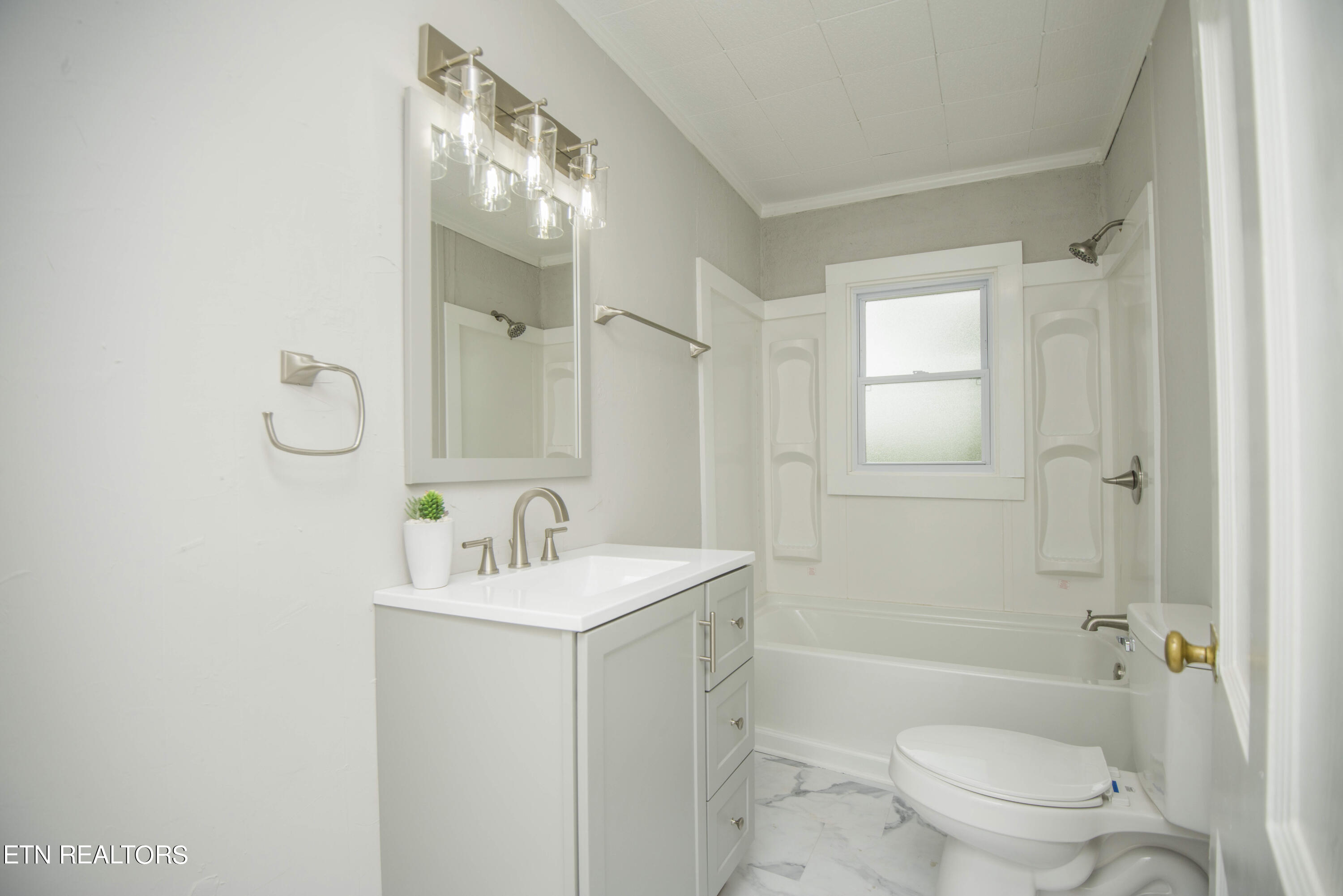 2353 Old Knoxville Pike