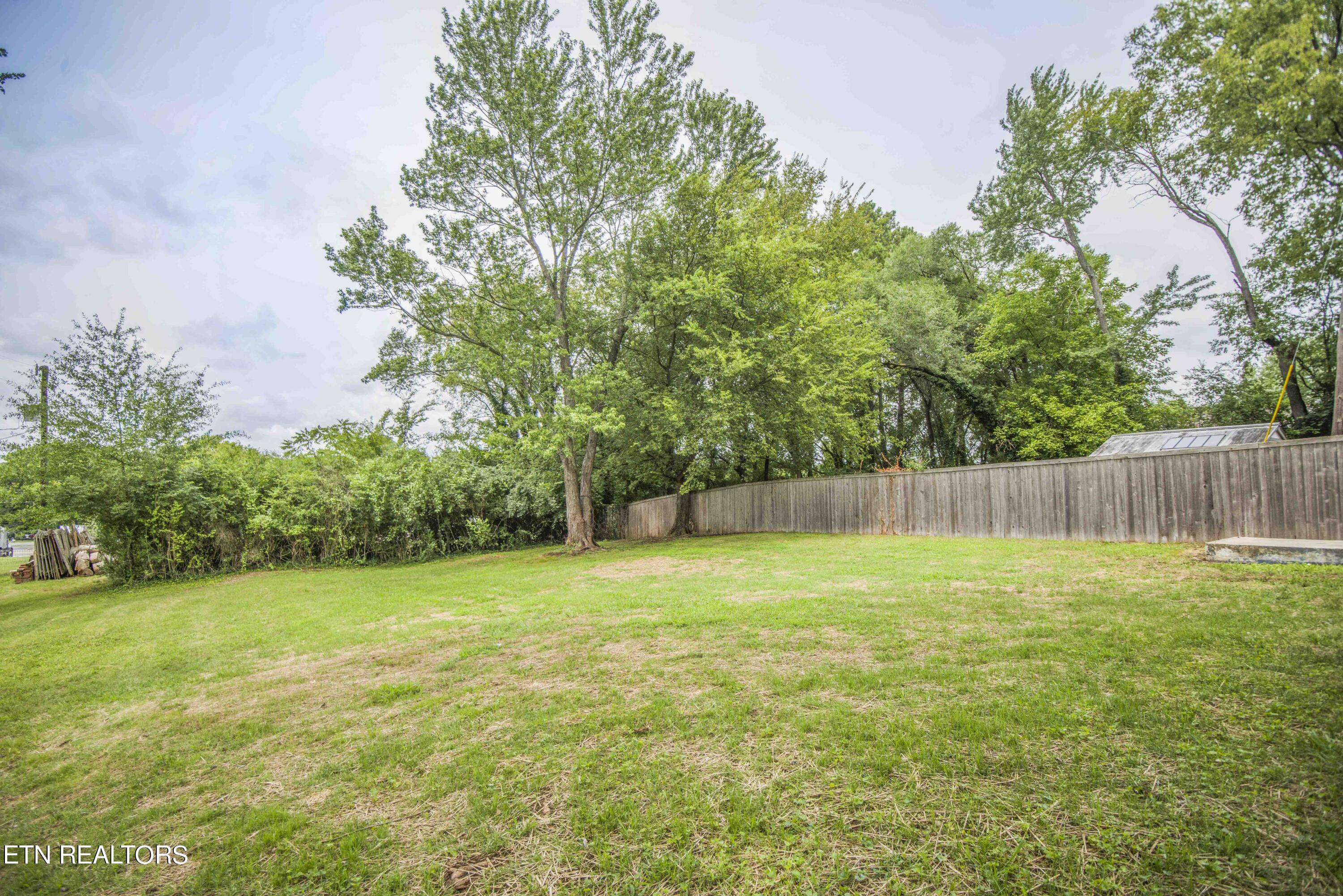 2353 Old Knoxville Pike